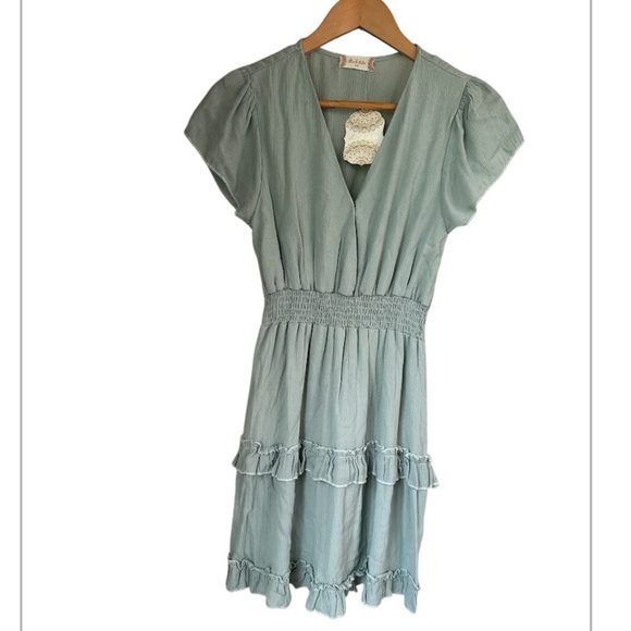 Altar’d state dress sage green lined v neck NEW XS short sleeve - Picture 1 of 5
